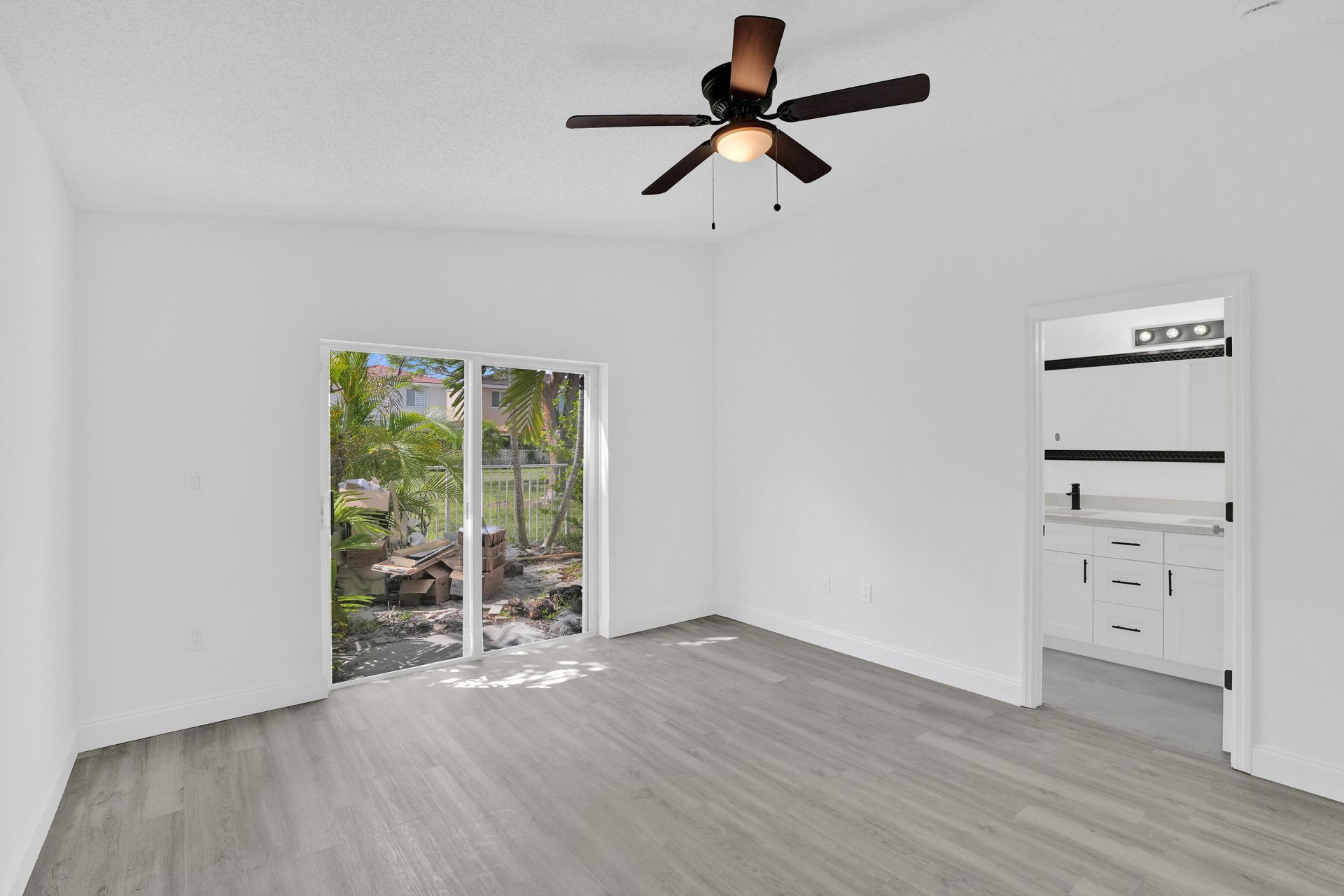 16440 SW 96th Terrace, Miami, FL 33196 Photo