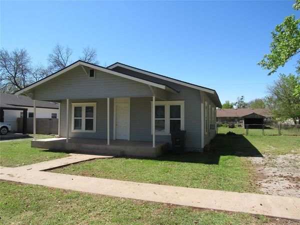 113 N Pecan , Pauls Valley, OK 73075
