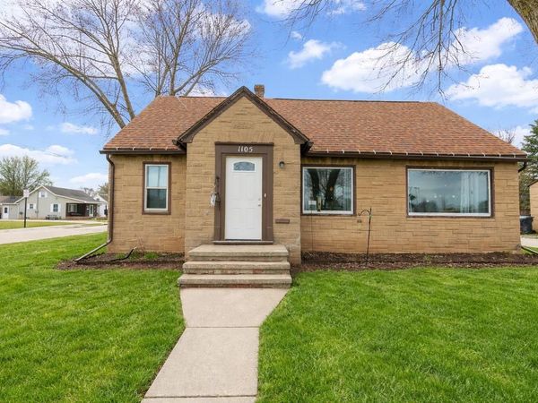 1105 MADISON STREET, Little Chute, WI 54140
