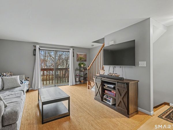 120 Main, Unit 206, Meriden, CT 06451