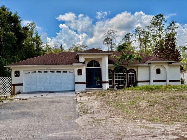 4070 Golden Gate BLVD E, NAPLES, FL 34120