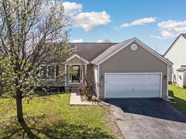 1145 Valley Drive , Marysville, OH 43040