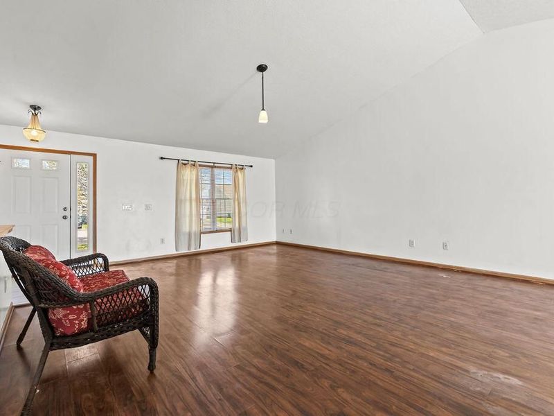 1145 Valley Drive , Marysville, OH 43040 Photo 6