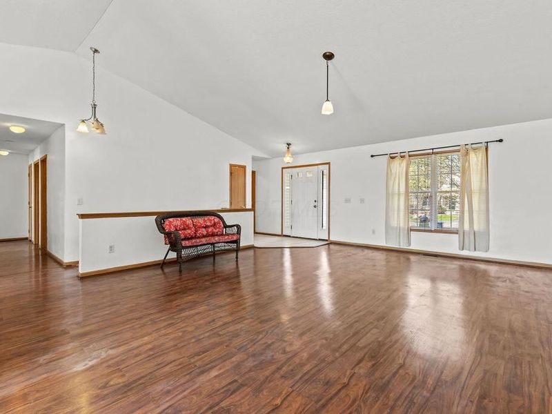 1145 Valley Drive , Marysville, OH 43040 Photo 7