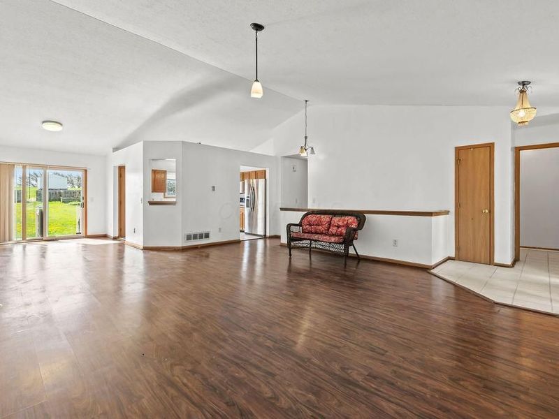 1145 Valley Drive , Marysville, OH 43040 Photo 8