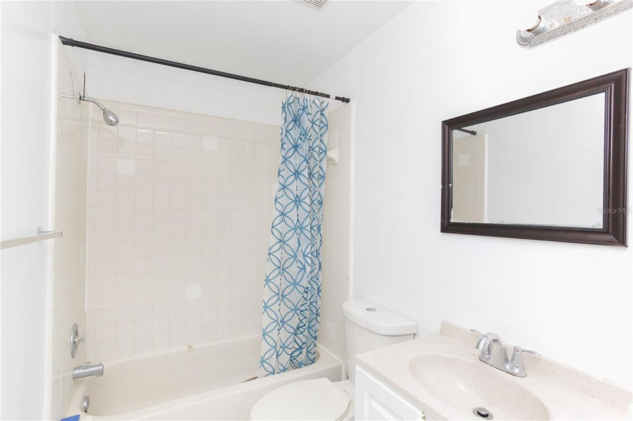 597 Bablonica Drive , Orlando, FL 32807 Photo