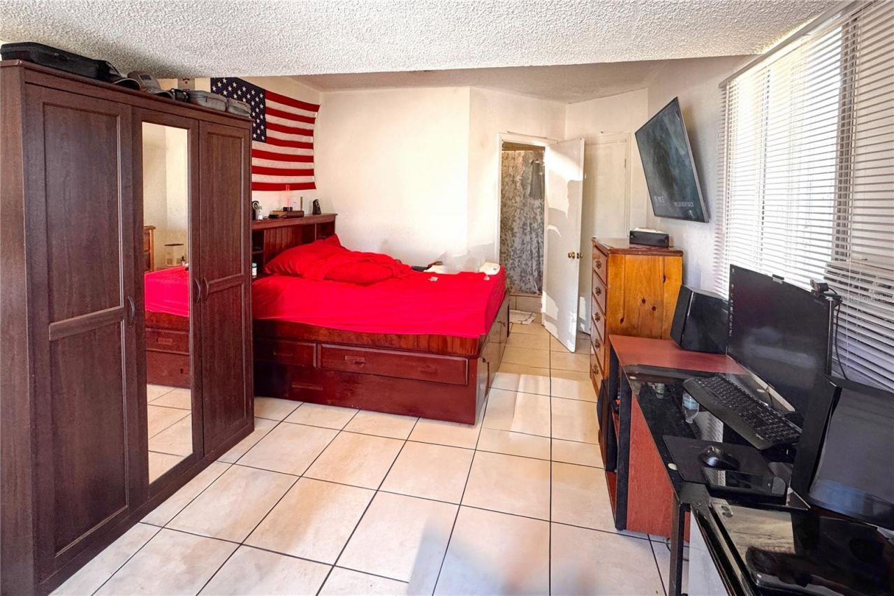 597 Bablonica Drive , Orlando, FL 32807 Photo