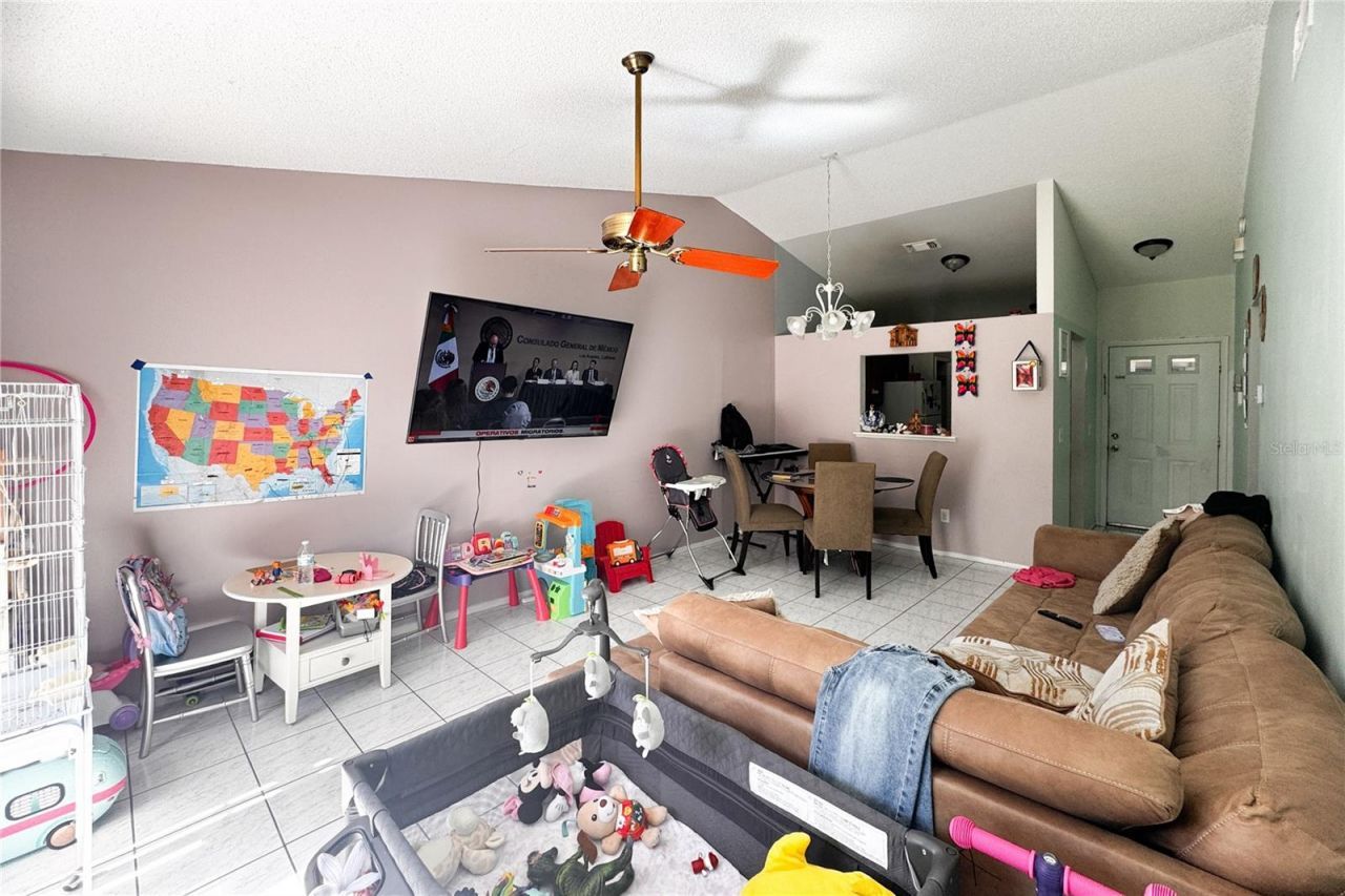 597 Bablonica Drive , Orlando, FL 32807 Photo