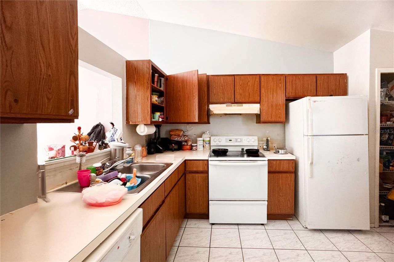 597 Bablonica Drive , Orlando, FL 32807 Photo