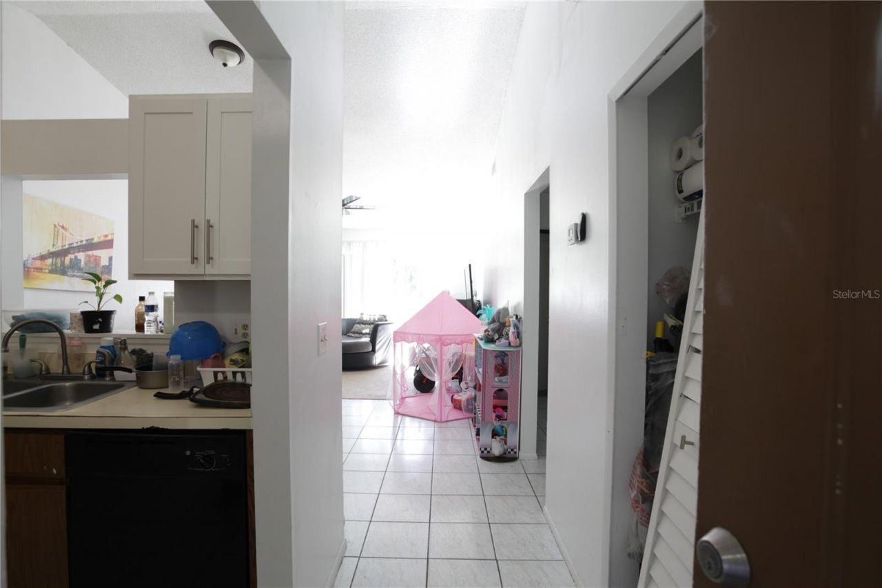 597 Bablonica Drive , Orlando, FL 32807 Photo