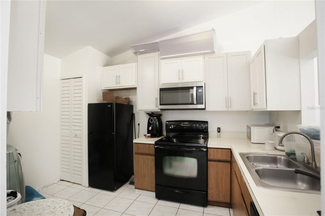 597 Bablonica Drive , Orlando, FL 32807 Photo