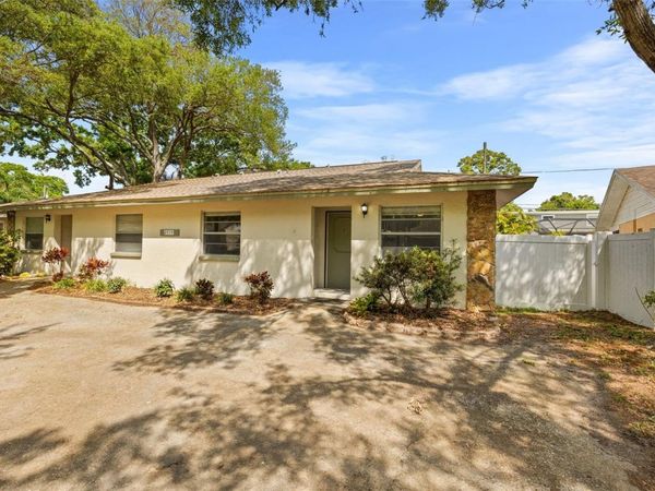 2715 63RD TERRACE N, Unit B, ST PETERSBURG, FL 33702