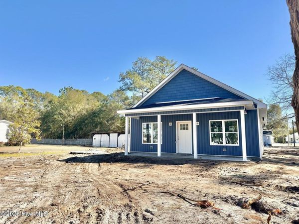 949 Lower County Street SW, Calabash, NC 28467