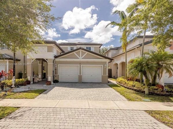 385 NE 36th Ave Rd, Homestead, FL 33033