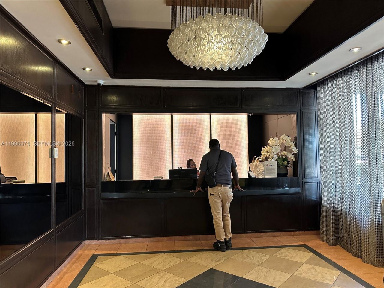 600 NE 36th St , Unit 1414, Miami, FL 33137 Photo