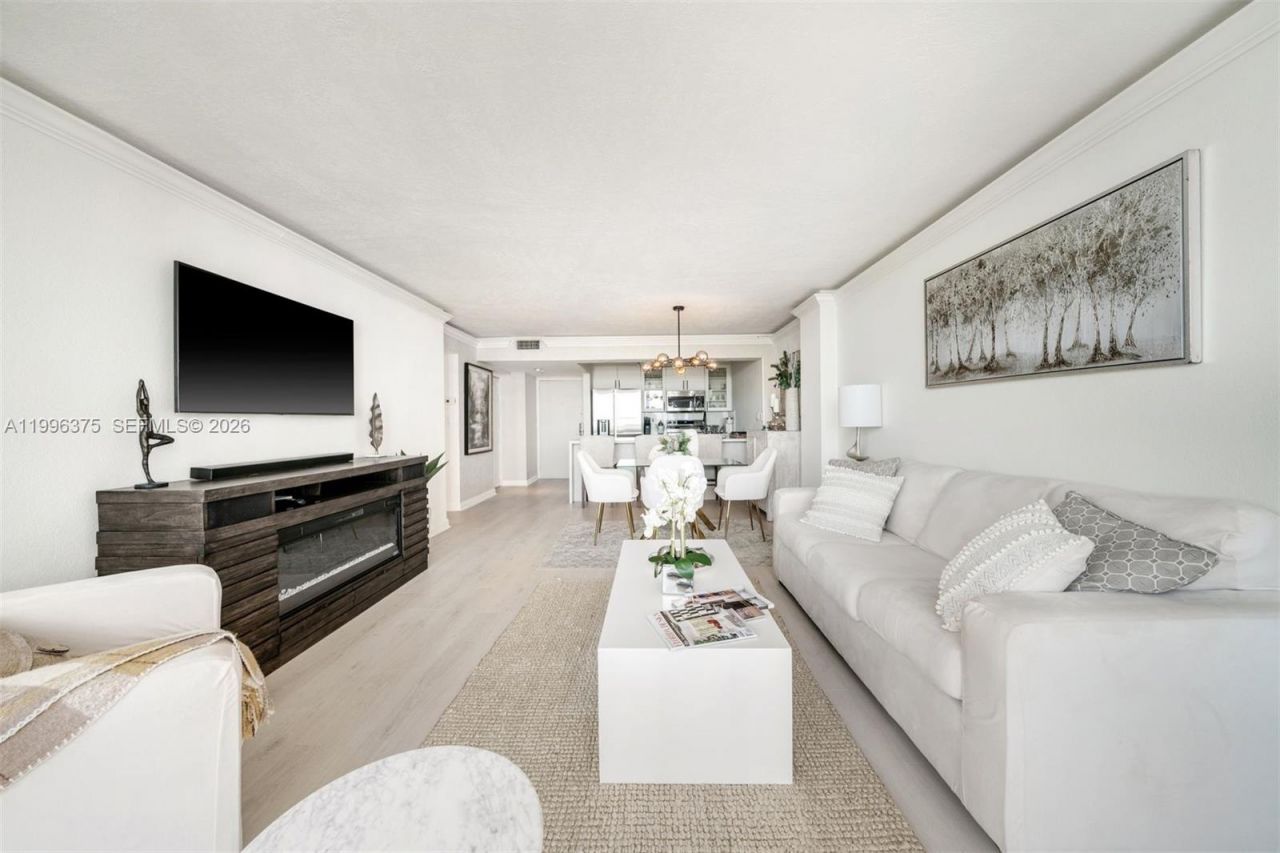 600 NE 36th St , Unit 1414, Miami, FL 33137 Photo