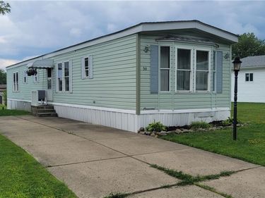 30 Foster Ridge Drive, Hamburg, NY 14075