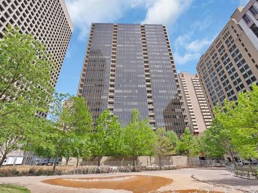 1200 Main Street, Unit 1204, Dallas, TX 75202