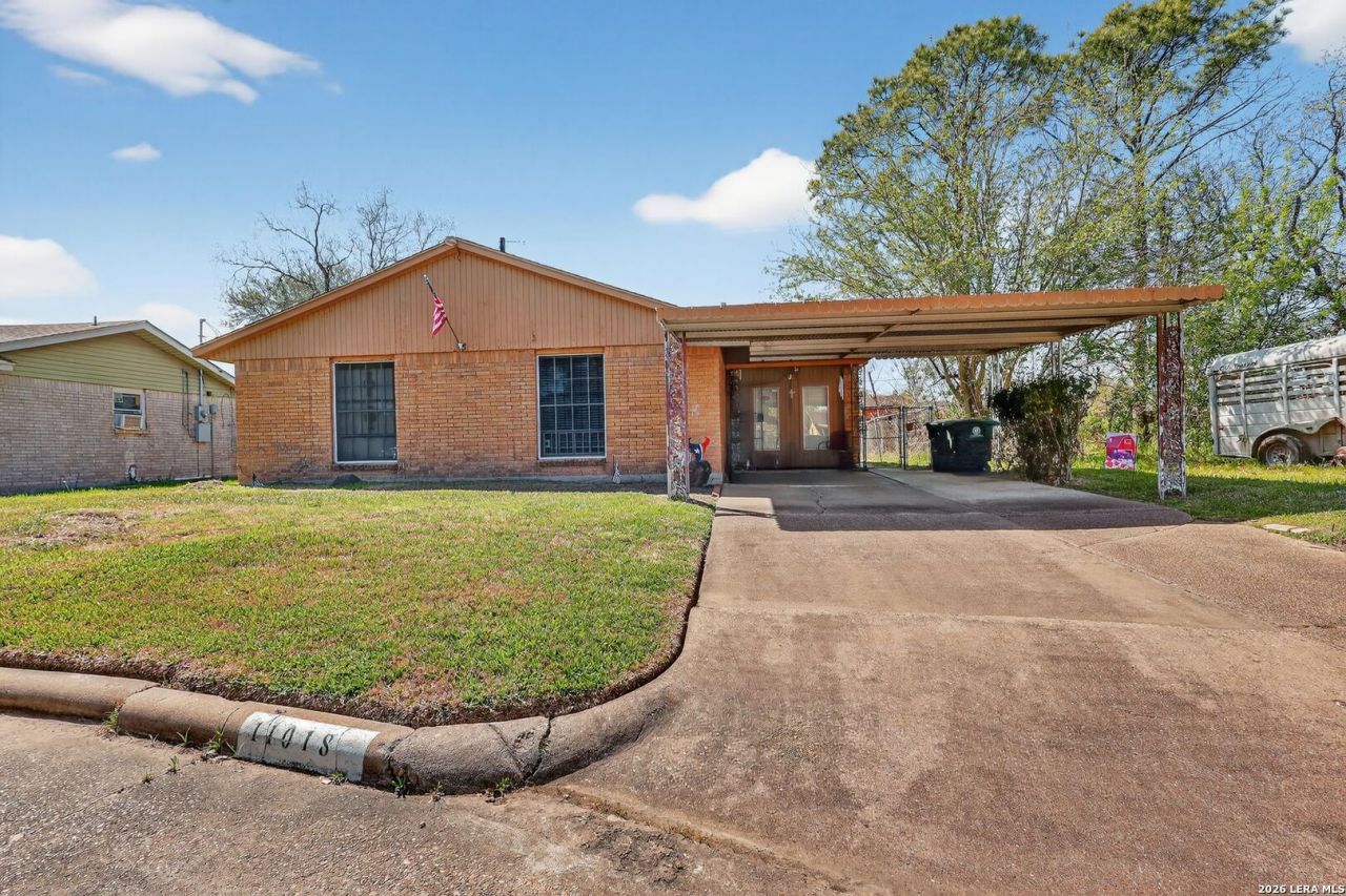 11018 Long Gate, Houston, TX 77047 Main Photo