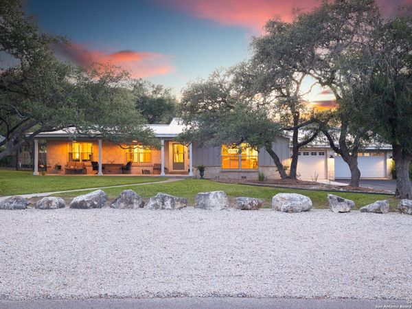 125 El Cerrito, Hollywood Park, TX 78232