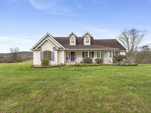 260 Trenol Heights, Milton, WV 25541