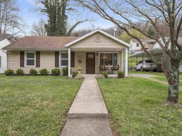 2356 Johnstown Road, Huntington, WV 25701