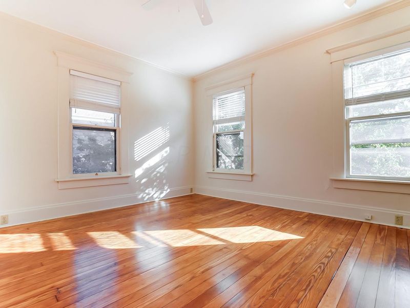 557 S Grant Avenue , Columbus, OH 43206 Photo 34