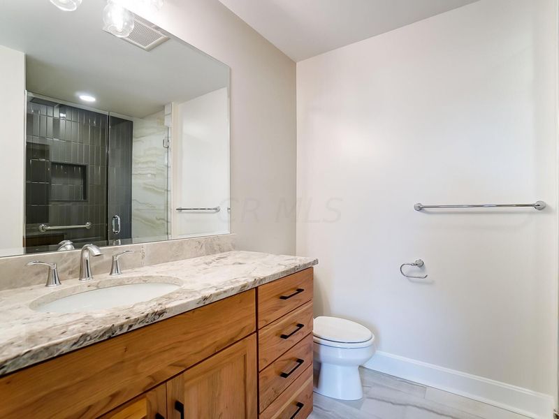 557 S Grant Avenue , Columbus, OH 43206 Photo 35