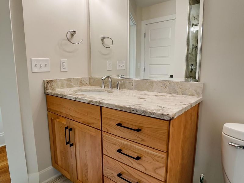 557 S Grant Avenue , Columbus, OH 43206 Photo 37