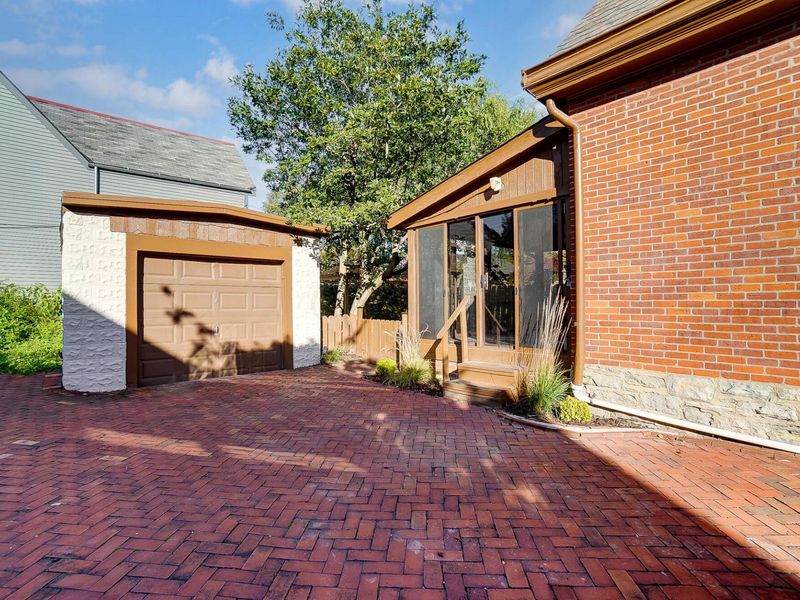 557 S Grant Avenue , Columbus, OH 43206 Photo 51