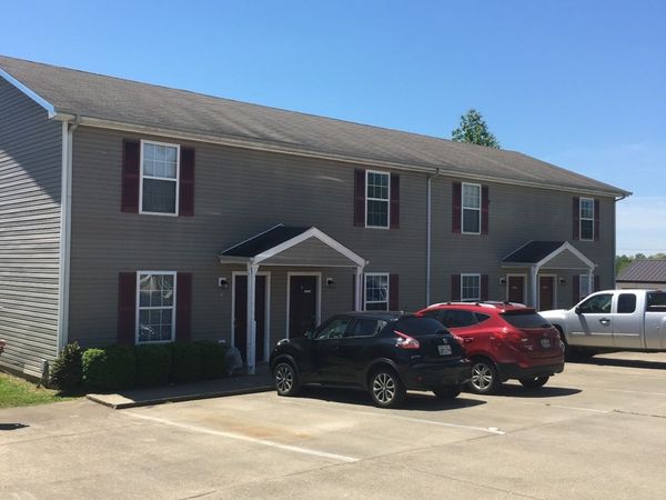 252 Executive Ave , Unit 2D, Clarksville, TN 37042