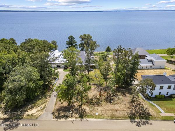 187 N Natchez Drive, Madison, MS 39110