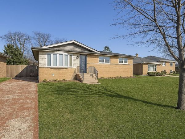 7241 Beloit Avenue , Bridgeview, IL 60455