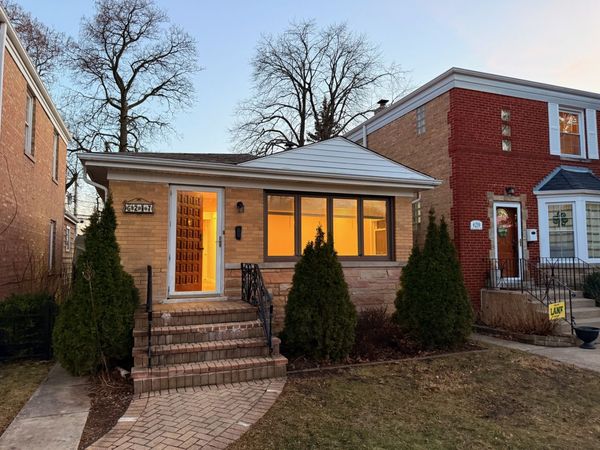 6217 W Peterson Avenue , Chicago, IL 60646