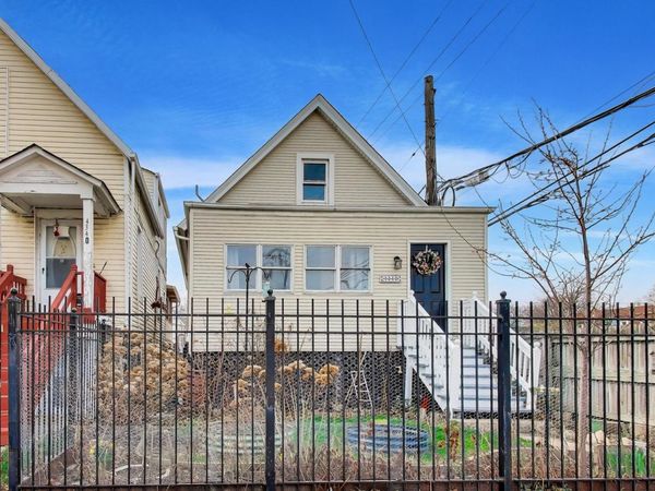 4342 N Kimball Avenue, Chicago, IL 60618