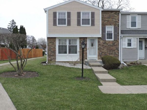 7425 Nantucket Cove , Hanover Park, IL 60133