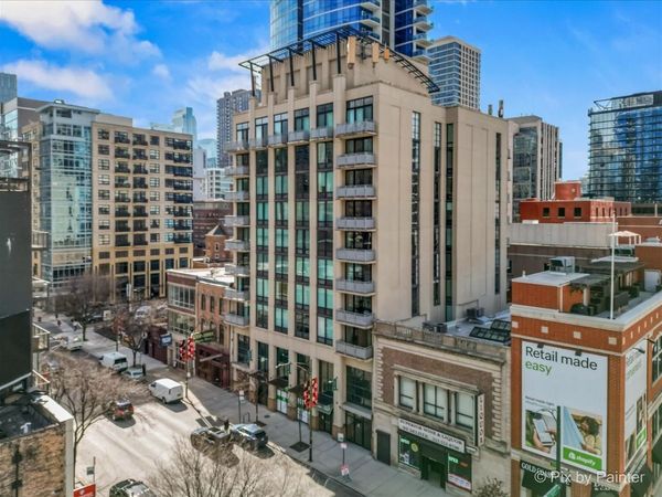 744 N Clark Street, Unit 705, Chicago, IL 60654