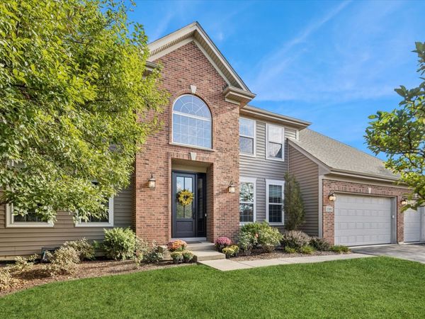 1581 Grouse Way , Crystal Lake, IL 60014