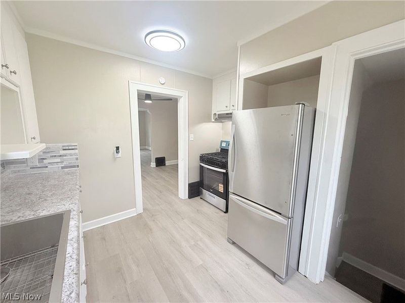 138 Roslyn, Youngstown, OH 44505 Photo 3