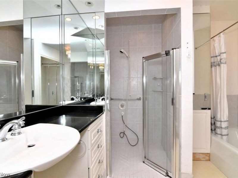 5200 Three Village Drive, Unit LLC, Lyndhurst, OH 44124 Photo 25