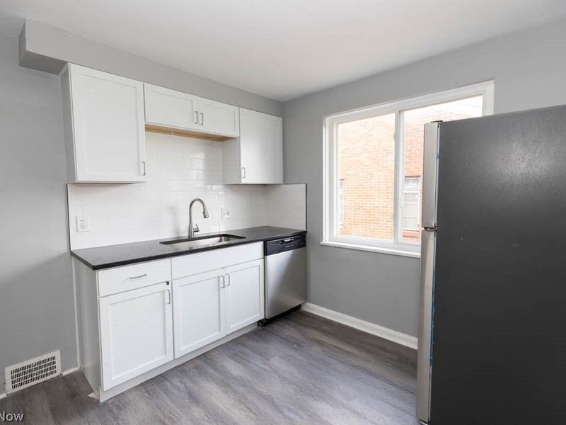 3596 Warren Road , Cleveland, OH 44111 Photo 14