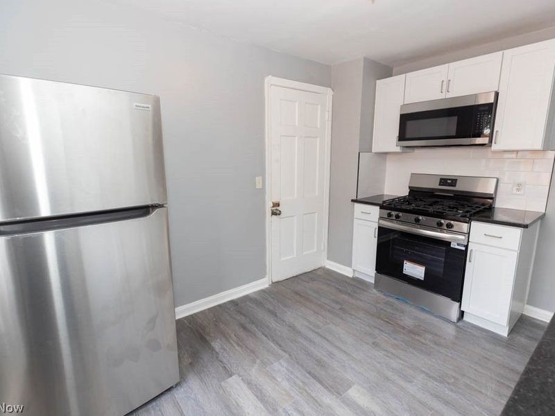 3596 Warren Road , Cleveland, OH 44111 Photo 15