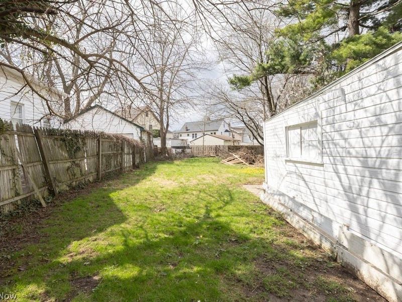 3596 Warren Road , Cleveland, OH 44111 Photo 27
