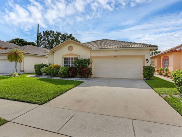 7607 Colony Lake Drive, Boynton Beach, FL 33436