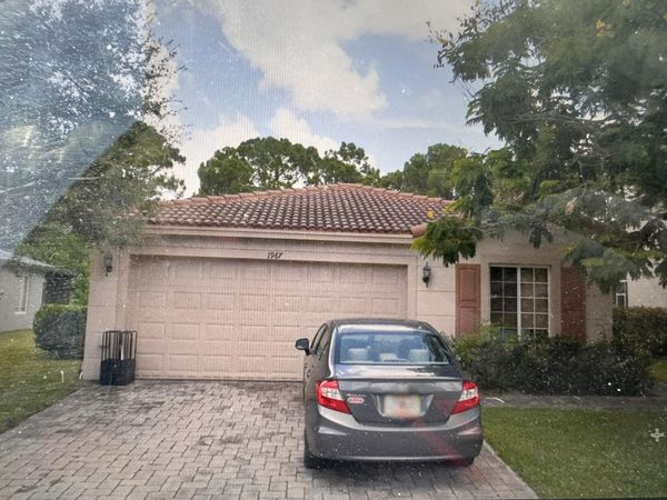 1967 SW Newport Isles Boulevard, Port St. Lucie, FL 34953