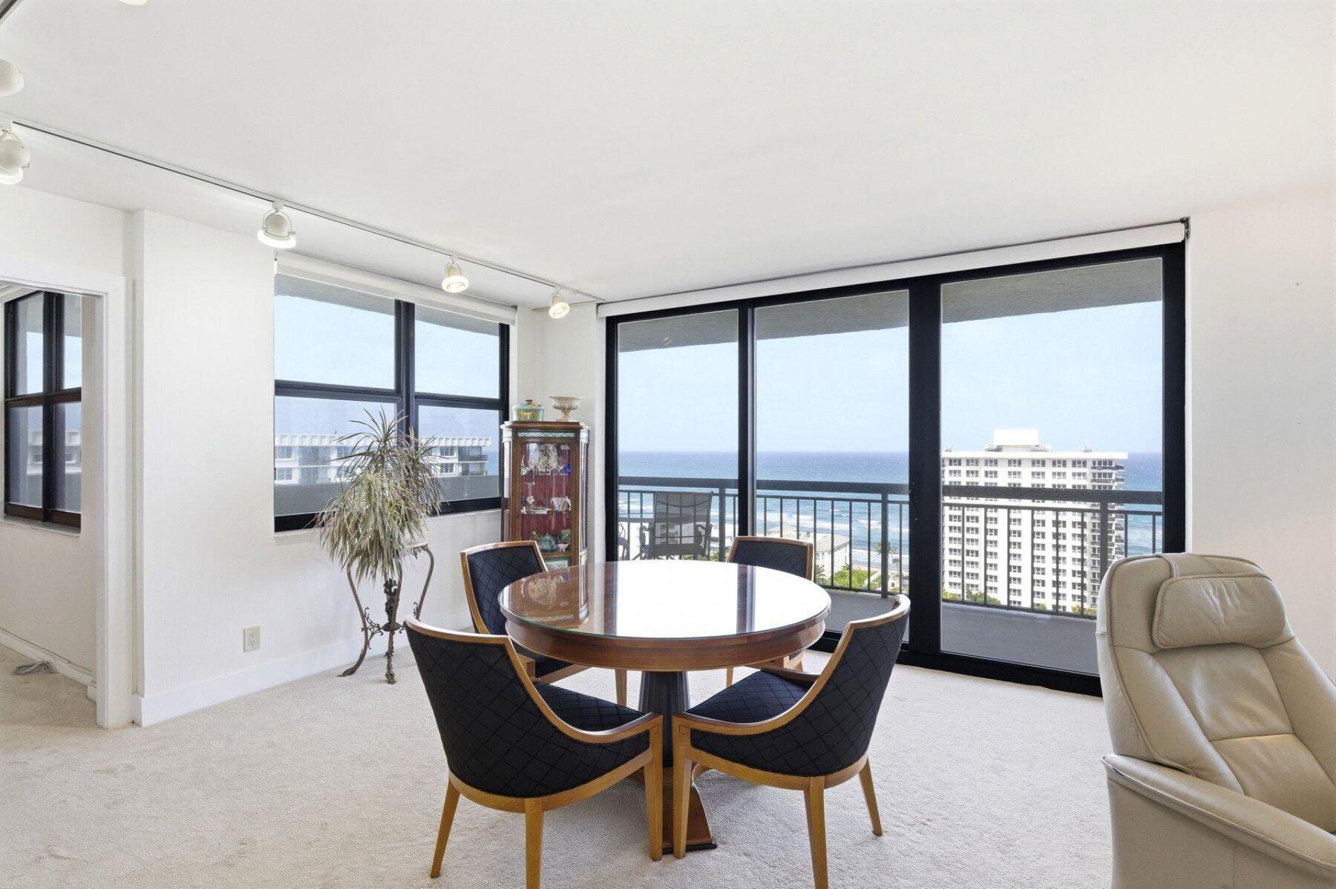 2003 N Ocean Boulevard, Unit 1702, Boca Raton, FL 33431 Photo