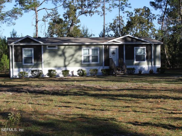 221 MAGNOLIA Road, Hawthorne, FL 32640