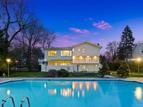 10 Cherry Lane, Scarsdale, NY 10583