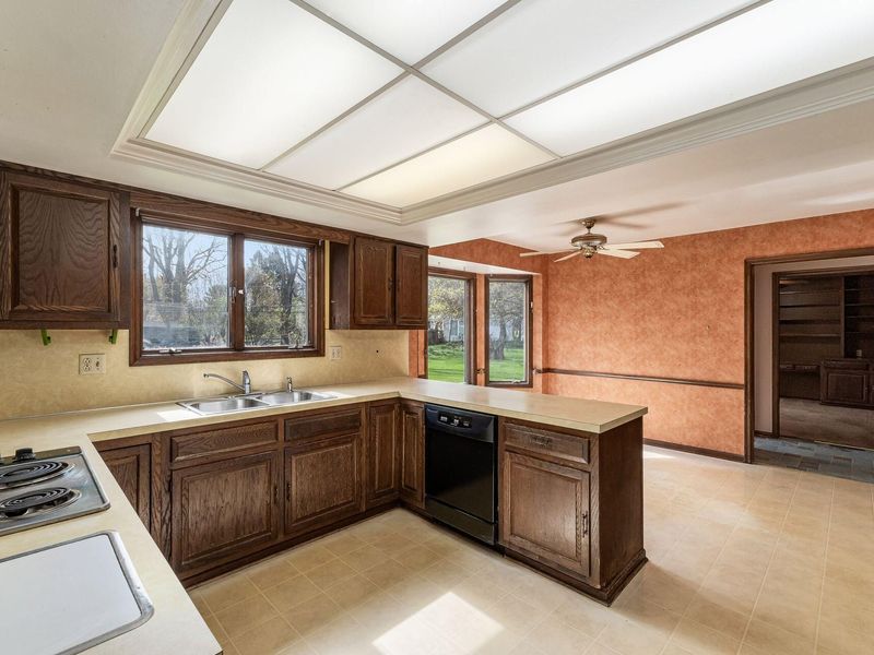 5605 Farms Drive, Columbus, OH 43213 Photo 14