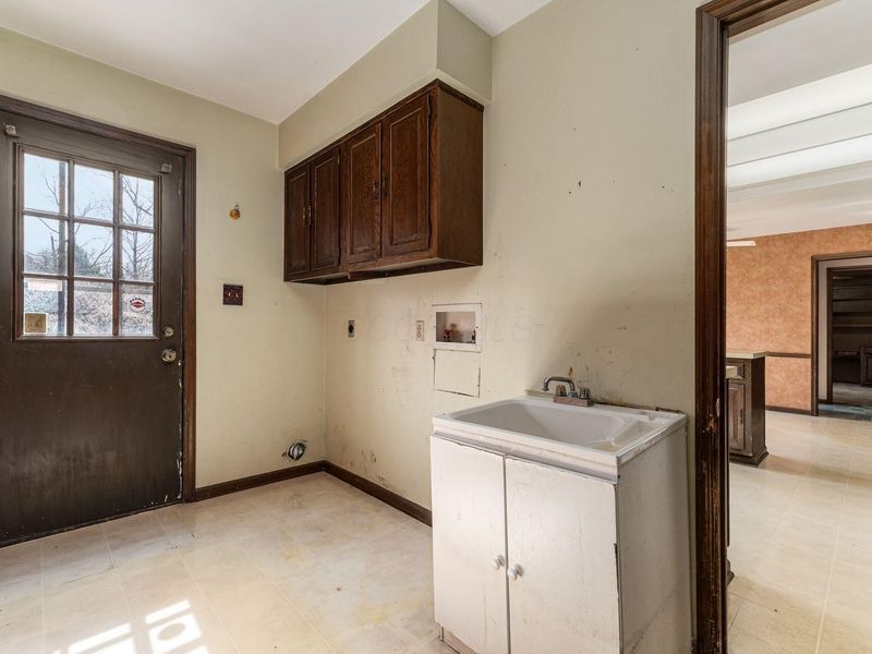 5605 Farms Drive, Columbus, OH 43213 Photo 19